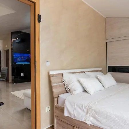 Goran Apartment *